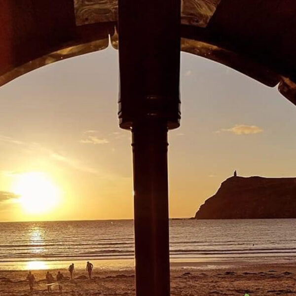 Sunset Nordic Hot & Cold Cycle Therapy Beach Experience, with hot soup and Noa bread.